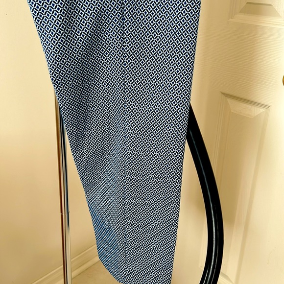 Blue-white pattern pants - Picture 5 of 5